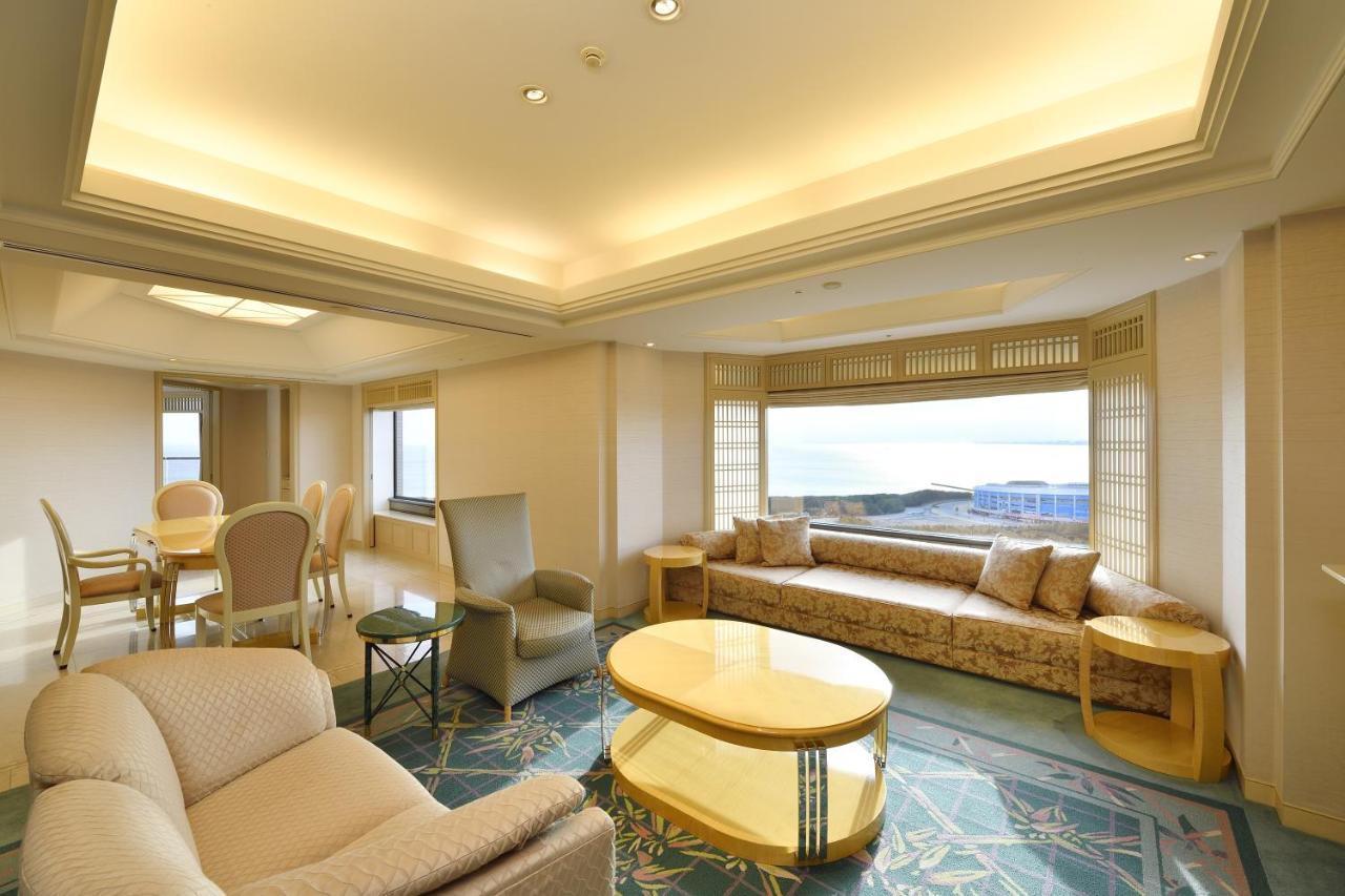 Hotel New Otani Makuhari Chiba Exterior photo